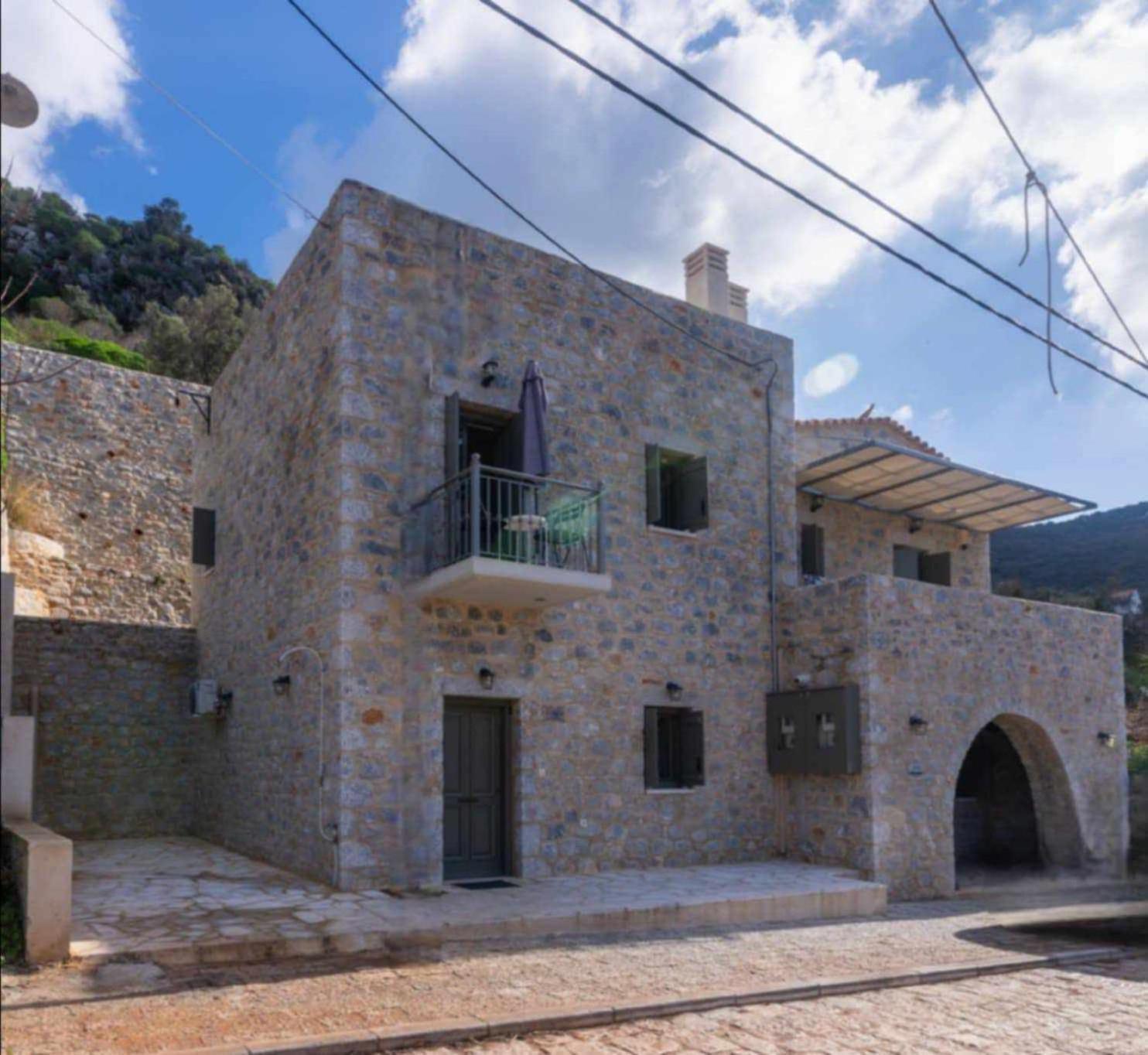 Vina'S Stone House Villa Liménion Eksteriør billede